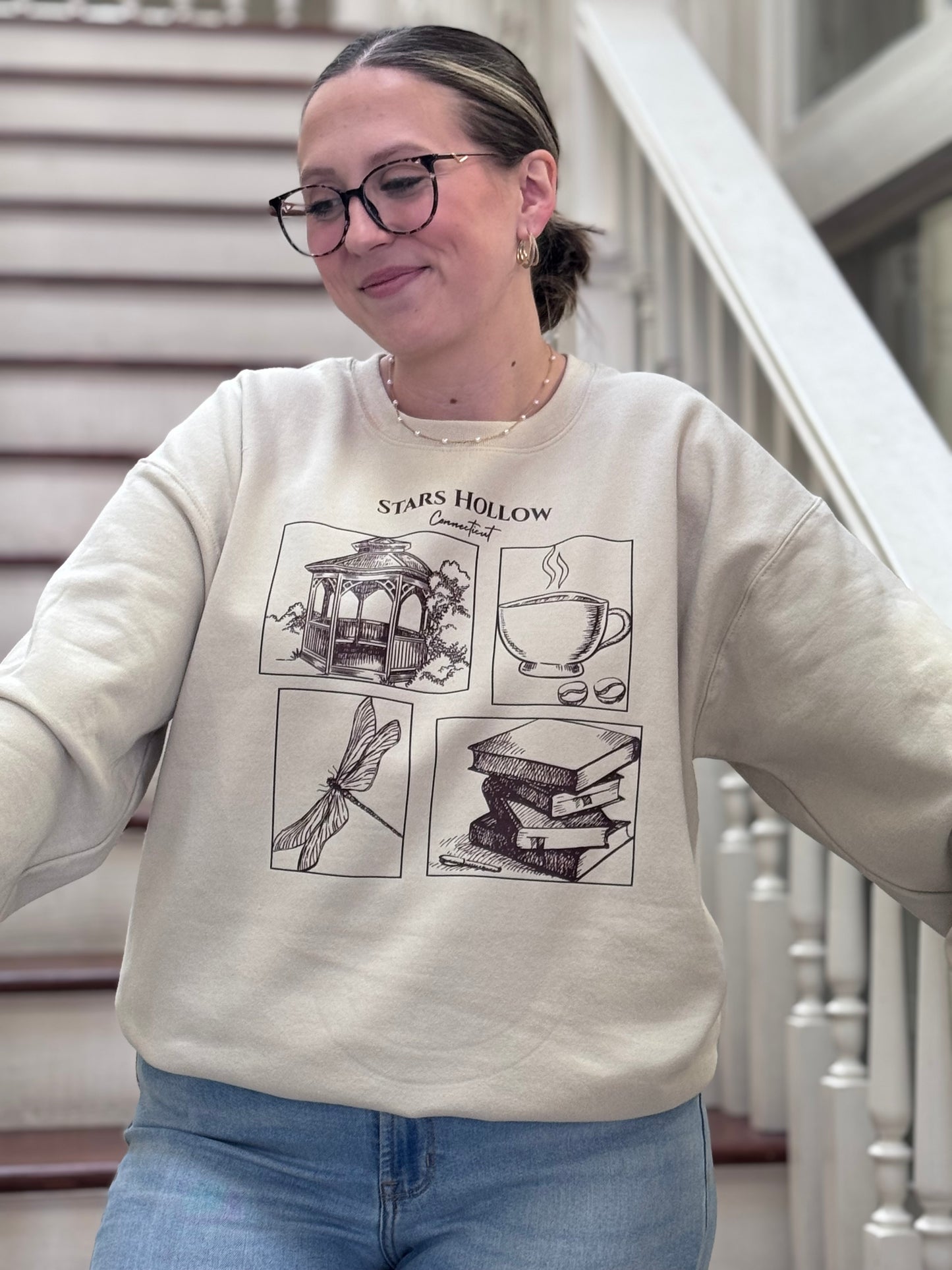 Stars Hollow Sweatshirt (Gilmore girls)