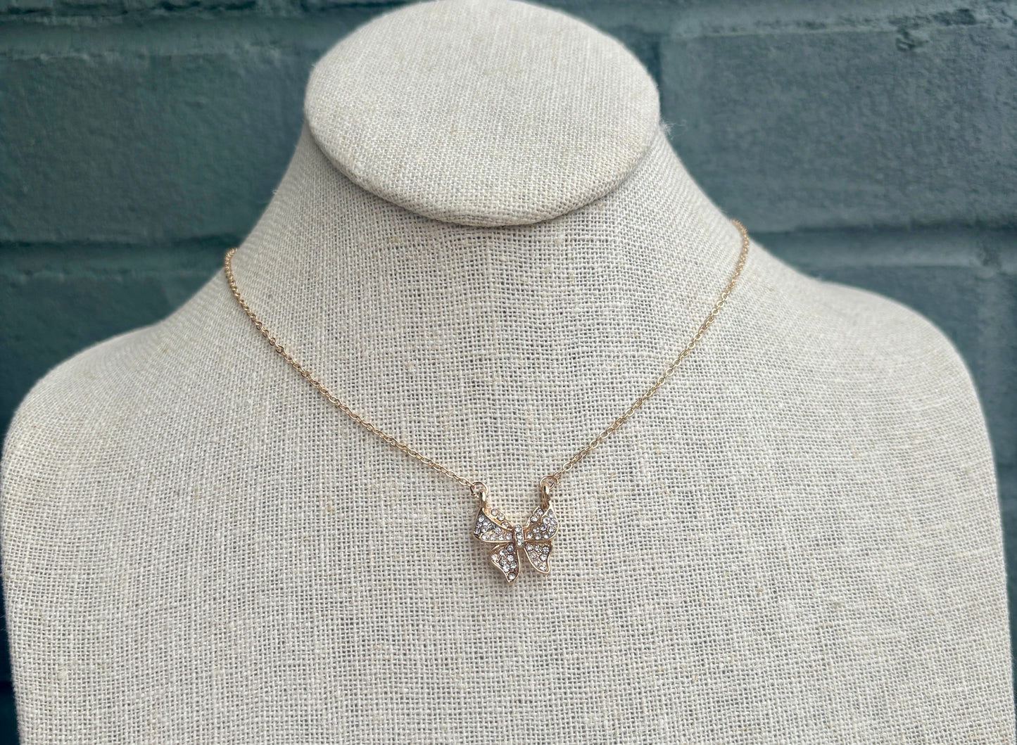 Small Bow Pendant Necklace