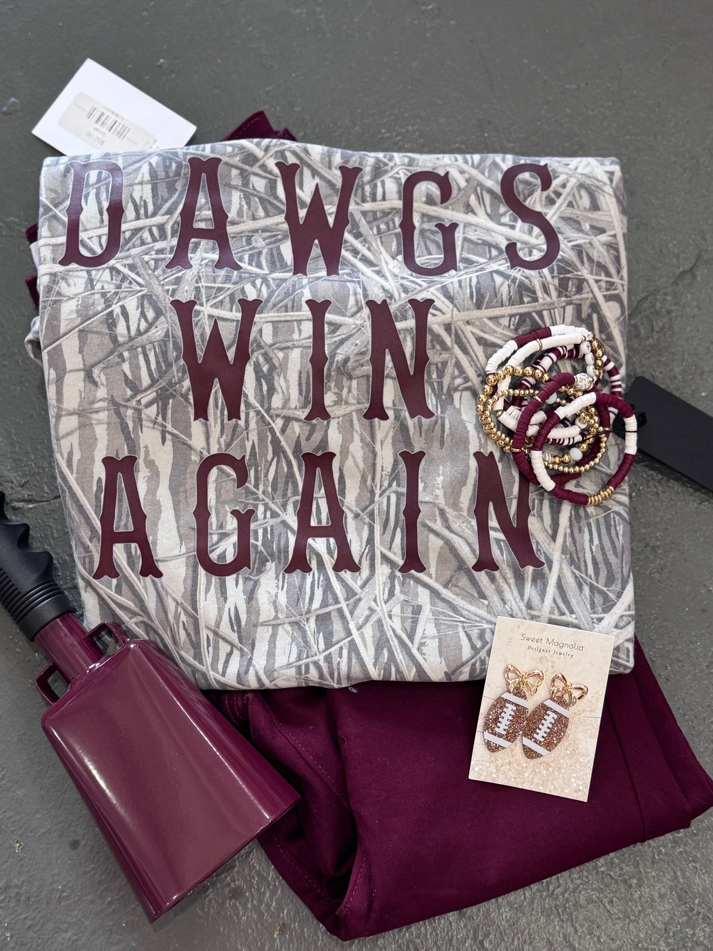 Dawgs Win white camoTee