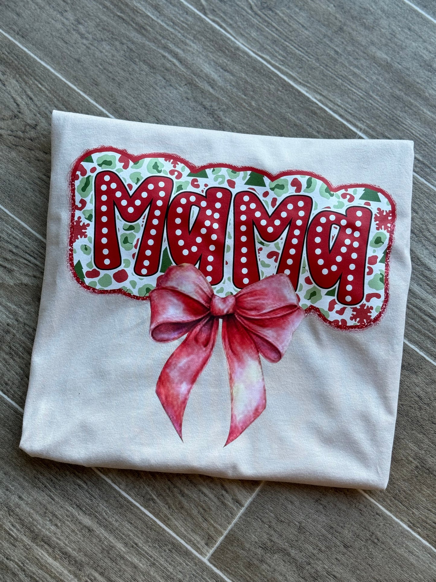 Mama Christmas bow tshirt