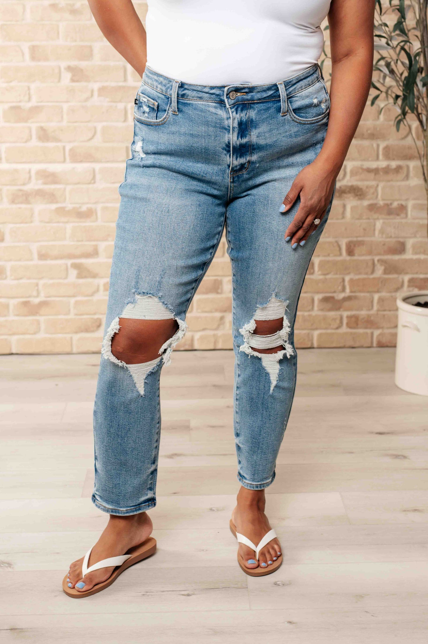 Frankie High Waist Distressed Boyfriend Jeans JUDY BLUES