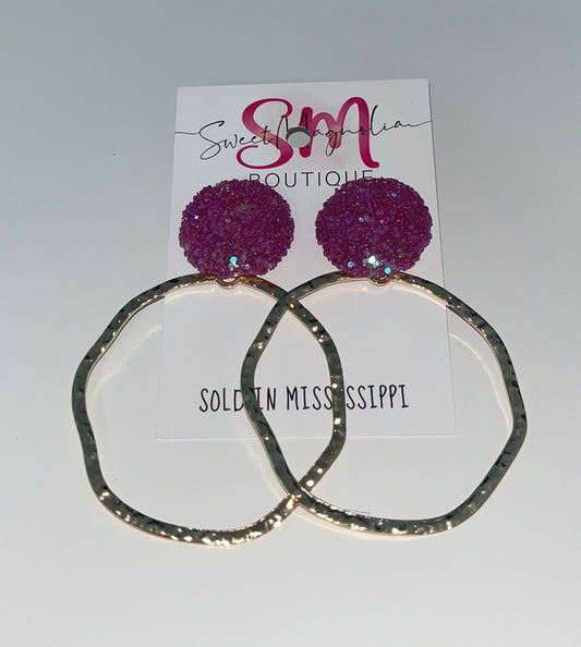 Hammered Gold circle earrings Sweet Magnolia Boutique