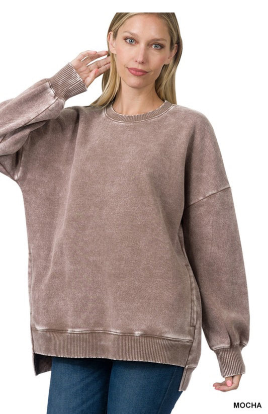 Mineral wash w pockets sweatshirt