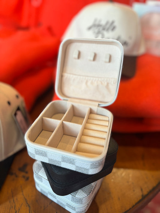 Jewelry box
