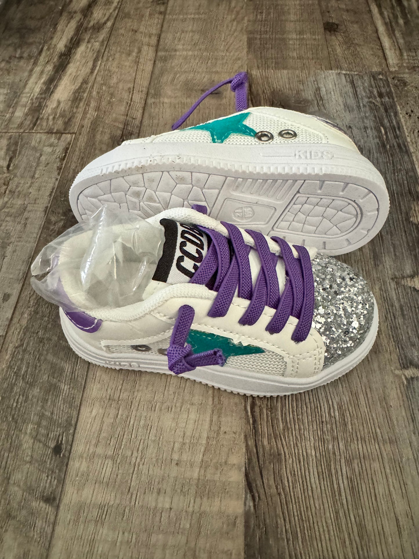 Star Sneakers purple and silver